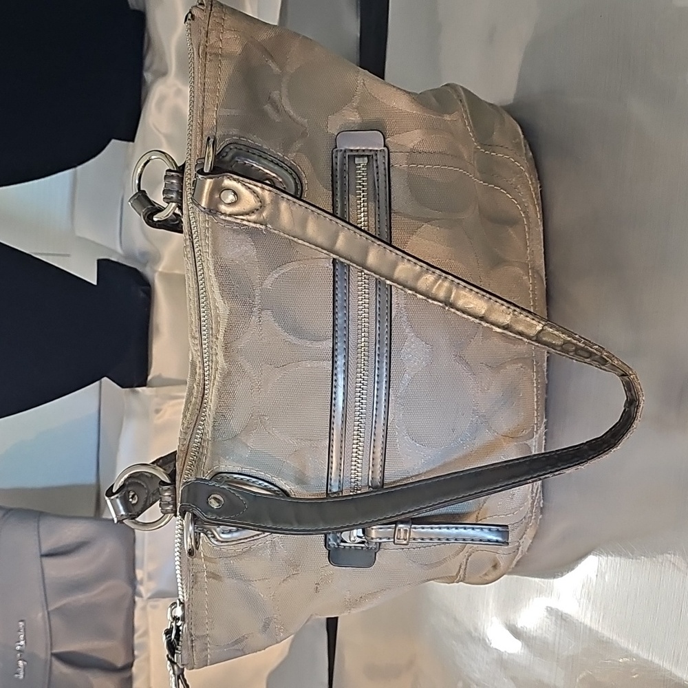 Coach Vintage (Rehab Bag)Poppy Metallic Signature Sachel Bag - 23261